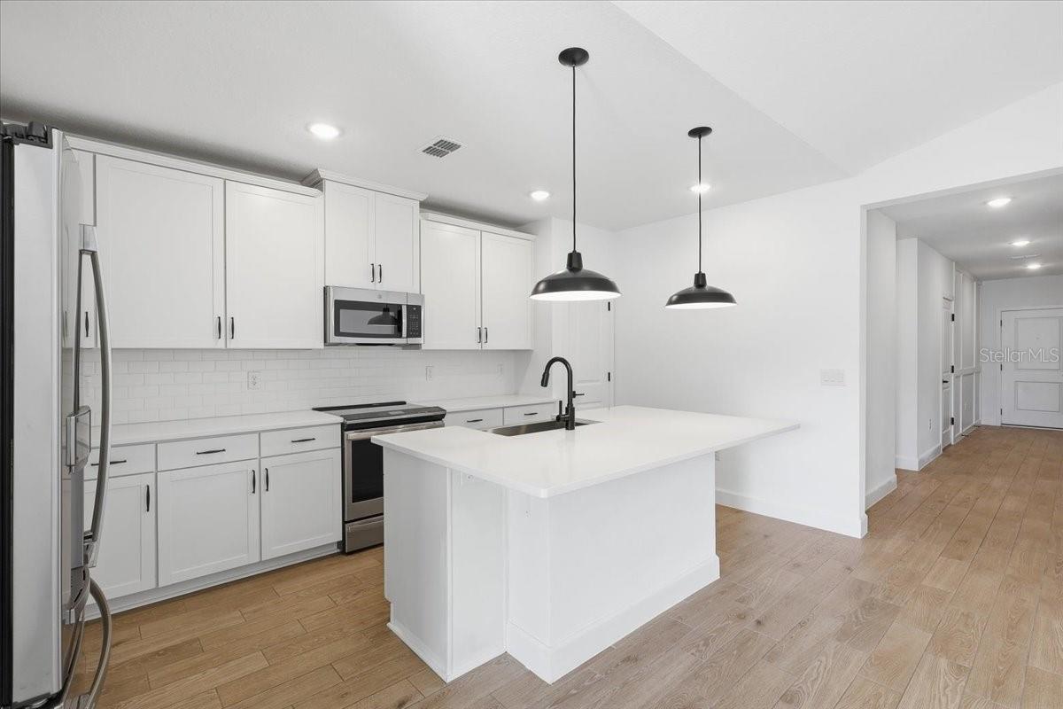 20 LUDLOW LN W, PALM COAST, FL, 32137