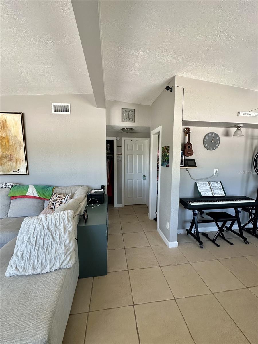 15398 2ND ST E, MADEIRA BEACH, FL, 33708