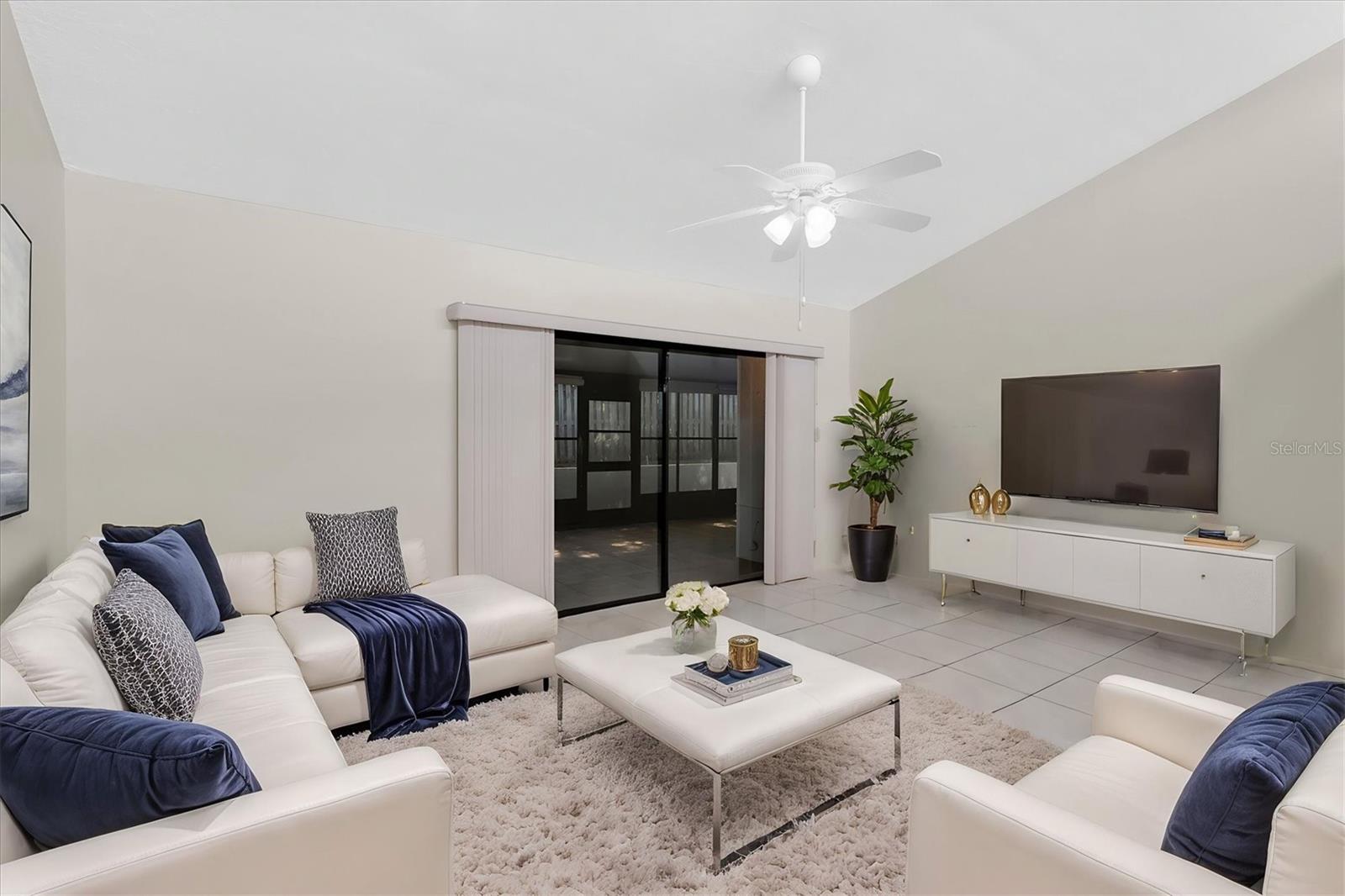 2216 OAK WIND DR, HOLIDAY, FL, 34691