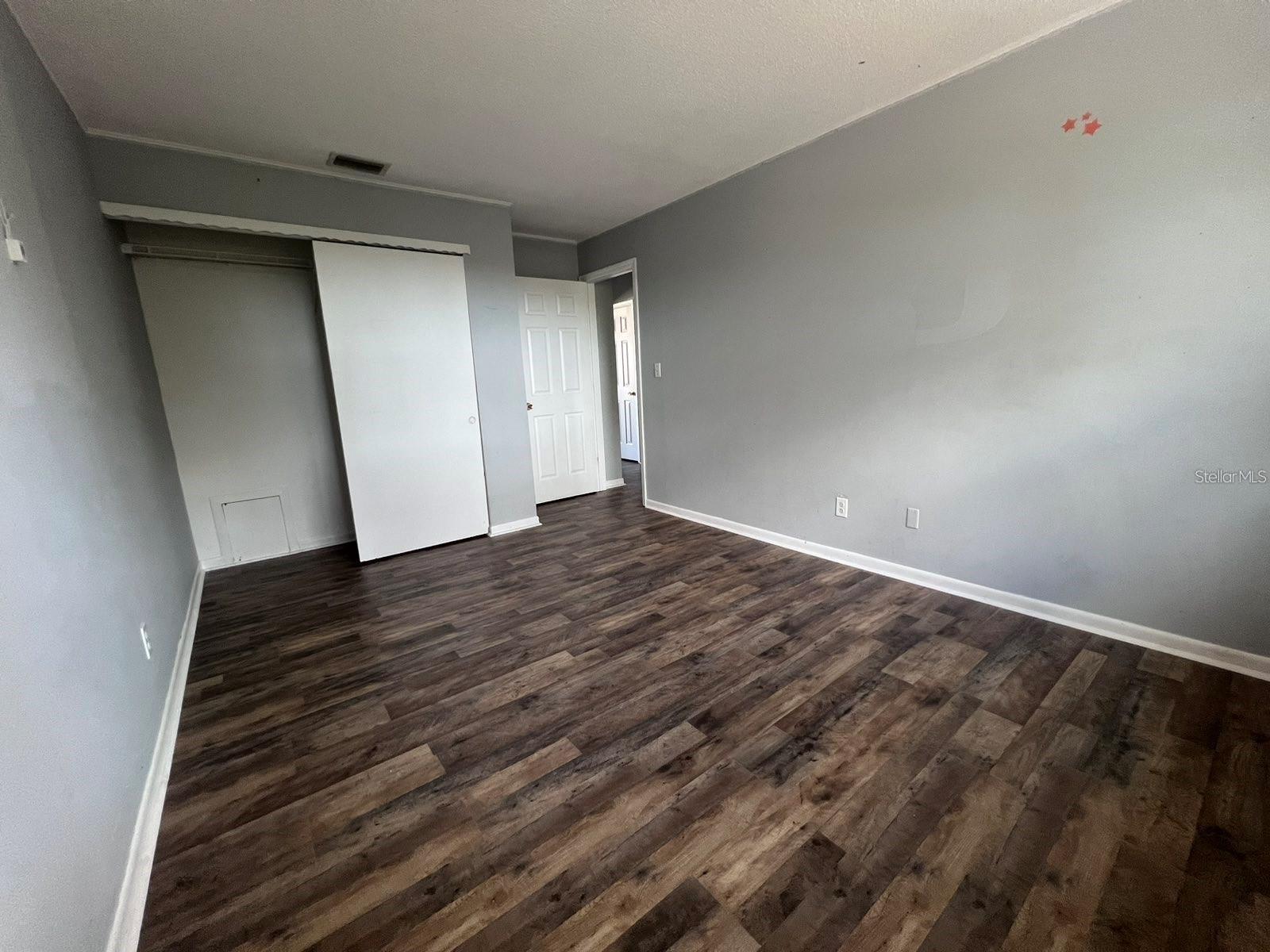 2072 LOS LOMAS DR, CLEARWATER, FL, 33763