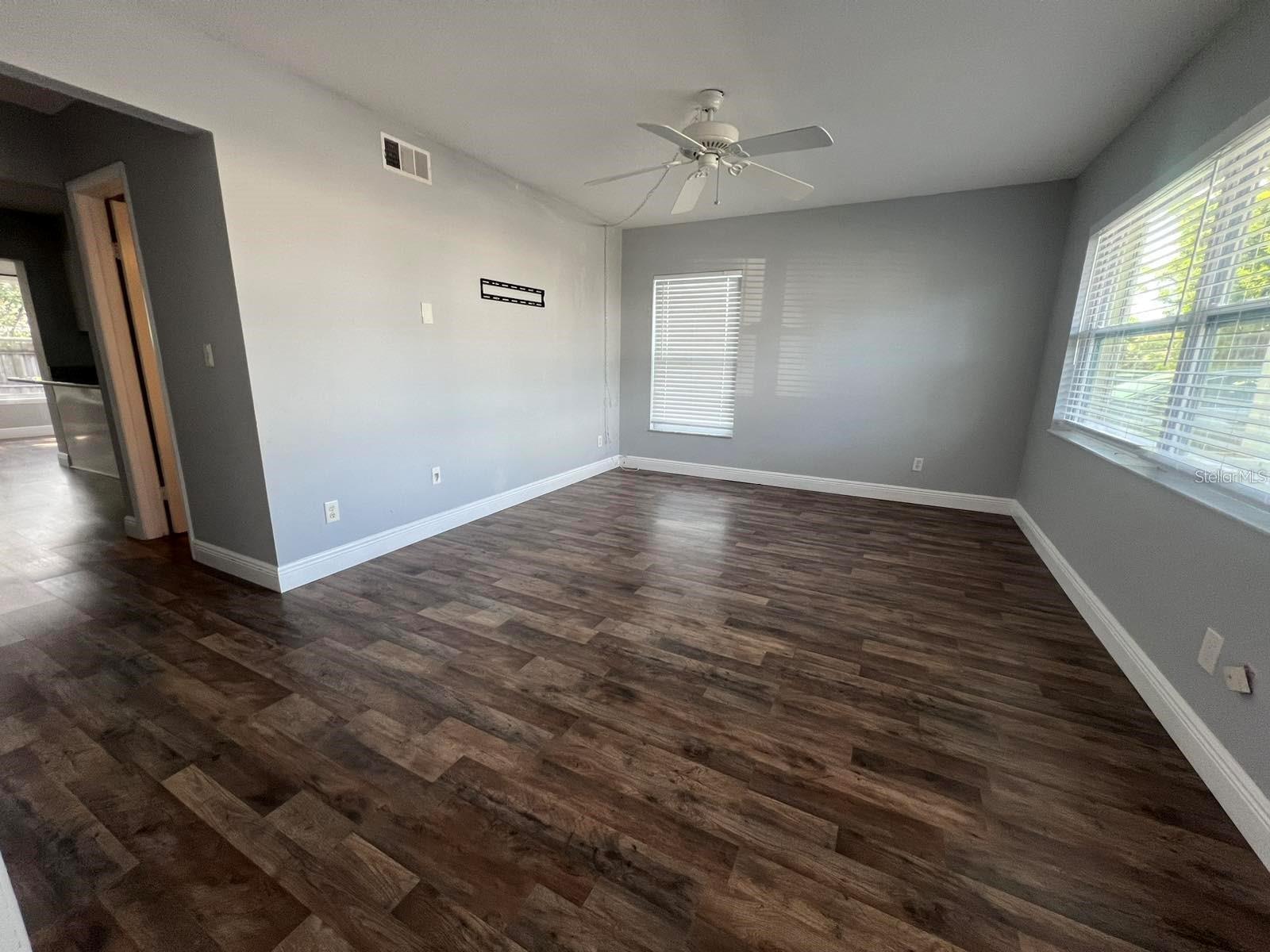 2072 LOS LOMAS DR, CLEARWATER, FL, 33763