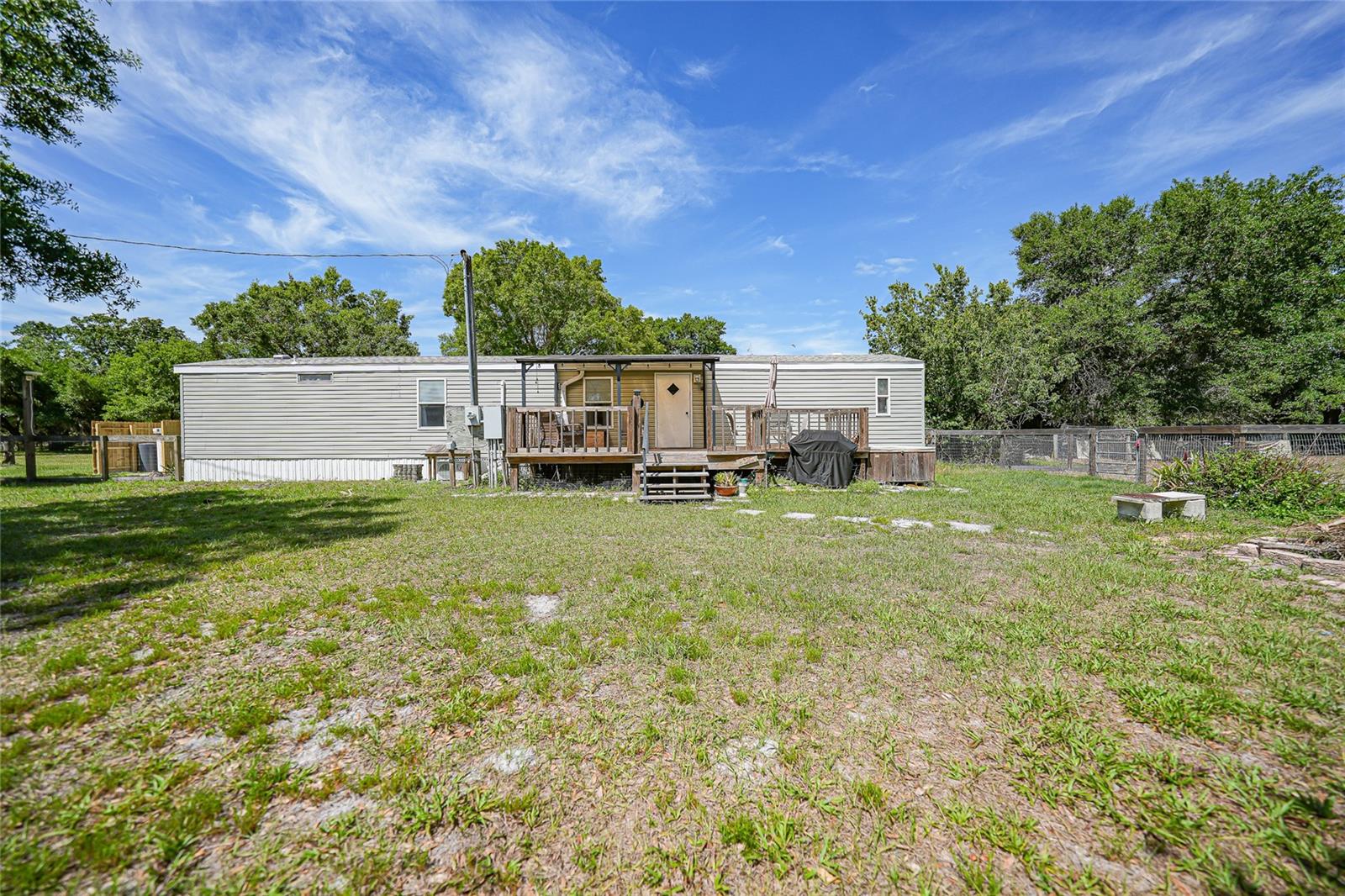 2402 NW PINE CREEK AVE, ARCADIA, FL, 34266