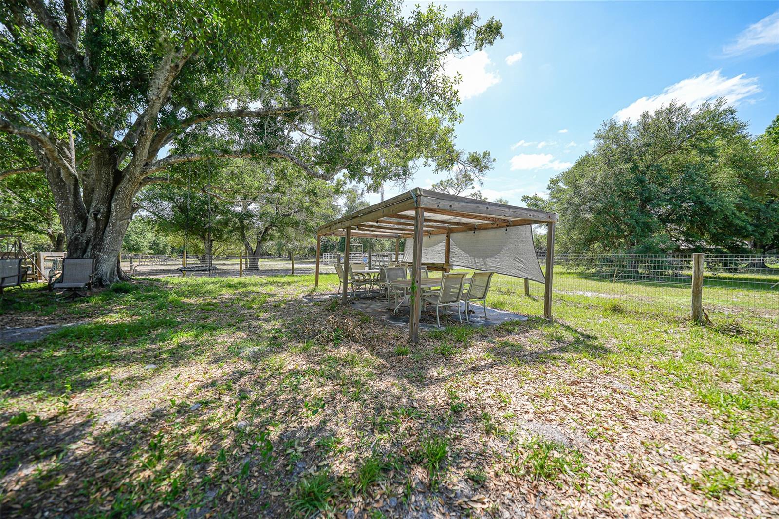 2402 NW PINE CREEK AVE, ARCADIA, FL, 34266