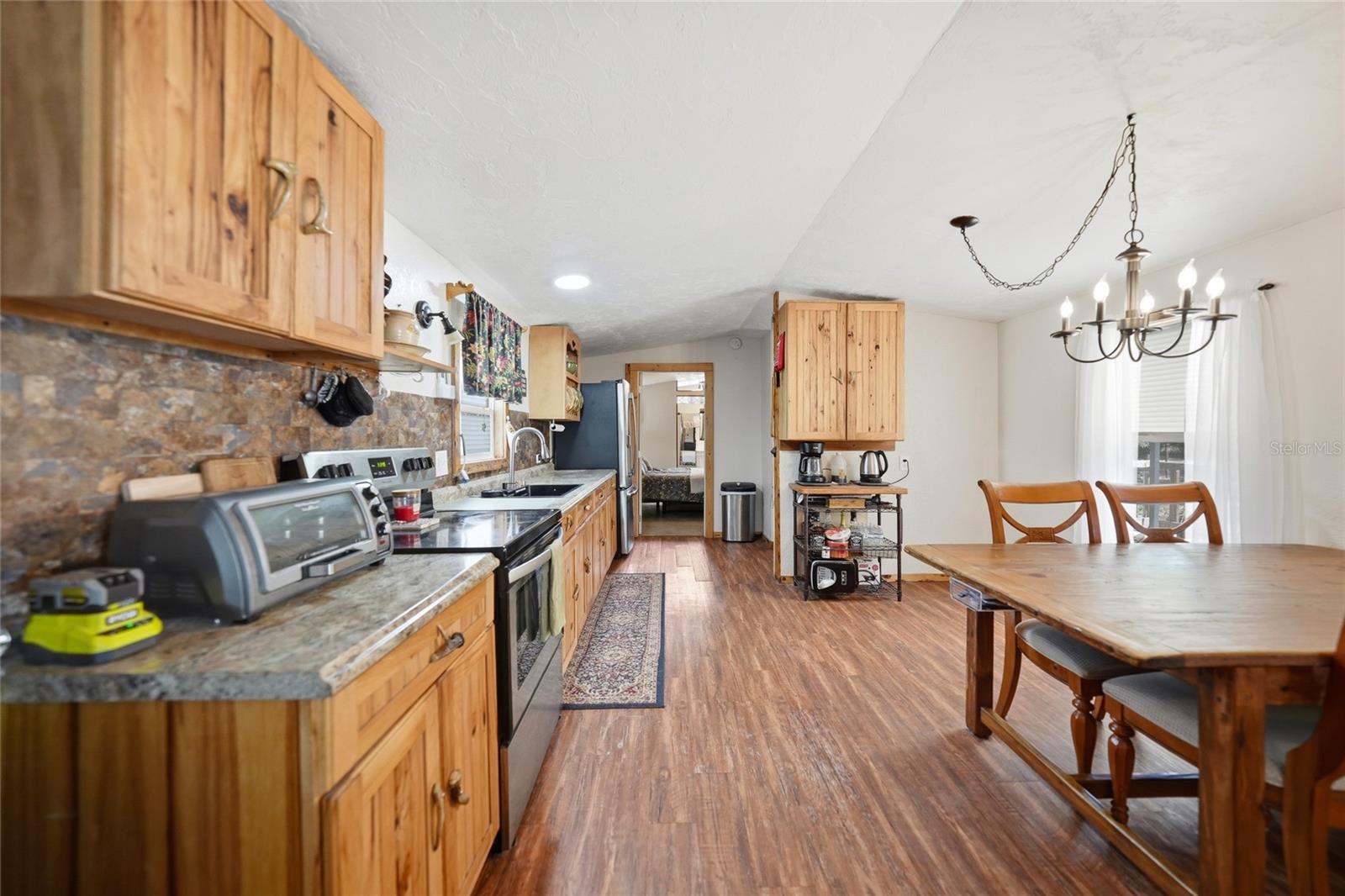 2402 NW PINE CREEK AVE, ARCADIA, FL, 34266