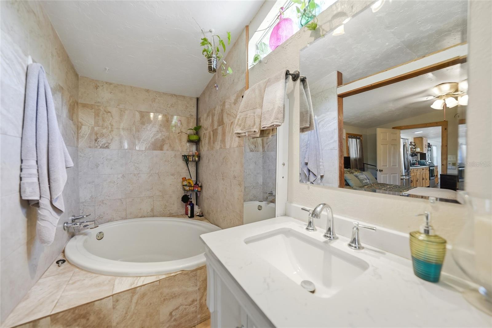 2402 NW PINE CREEK AVE, ARCADIA, FL, 34266