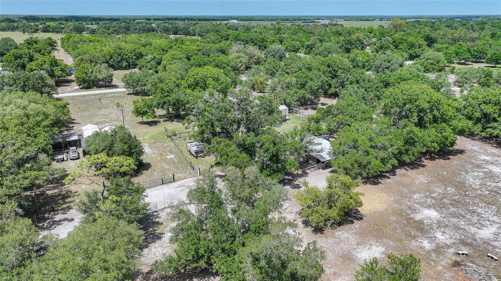 2402 NW PINE CREEK AVE, ARCADIA, FL, 34266