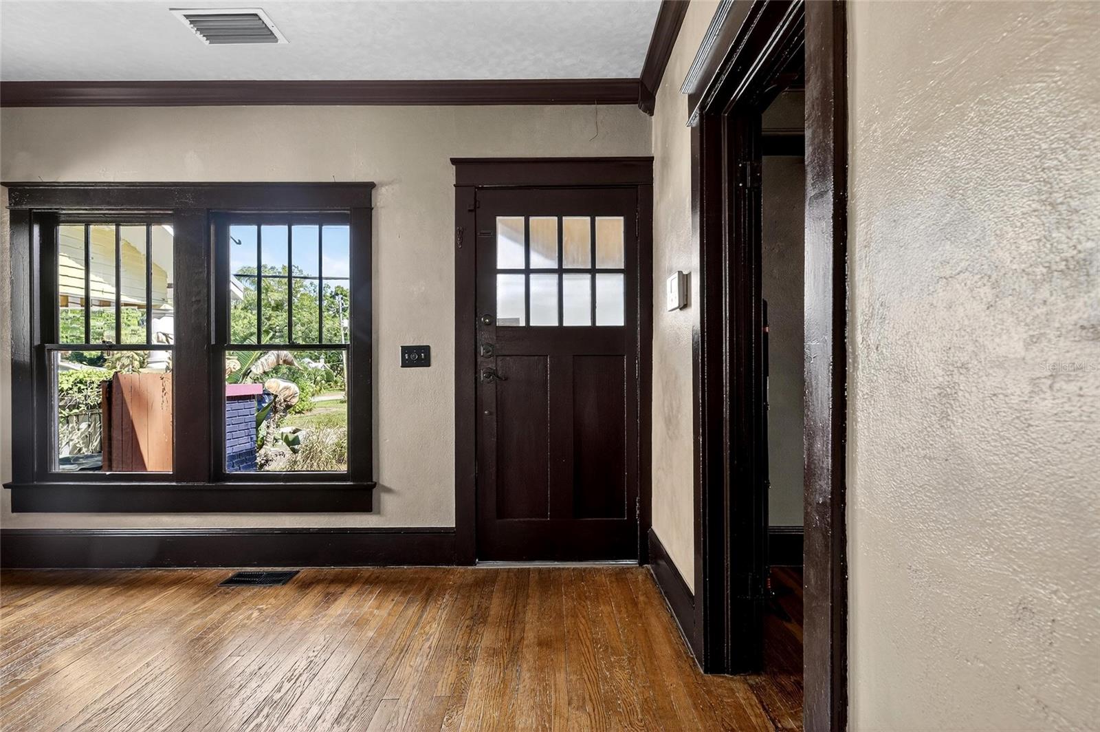 810 W RIVER HEIGHTS AVE, TAMPA, FL, 33603