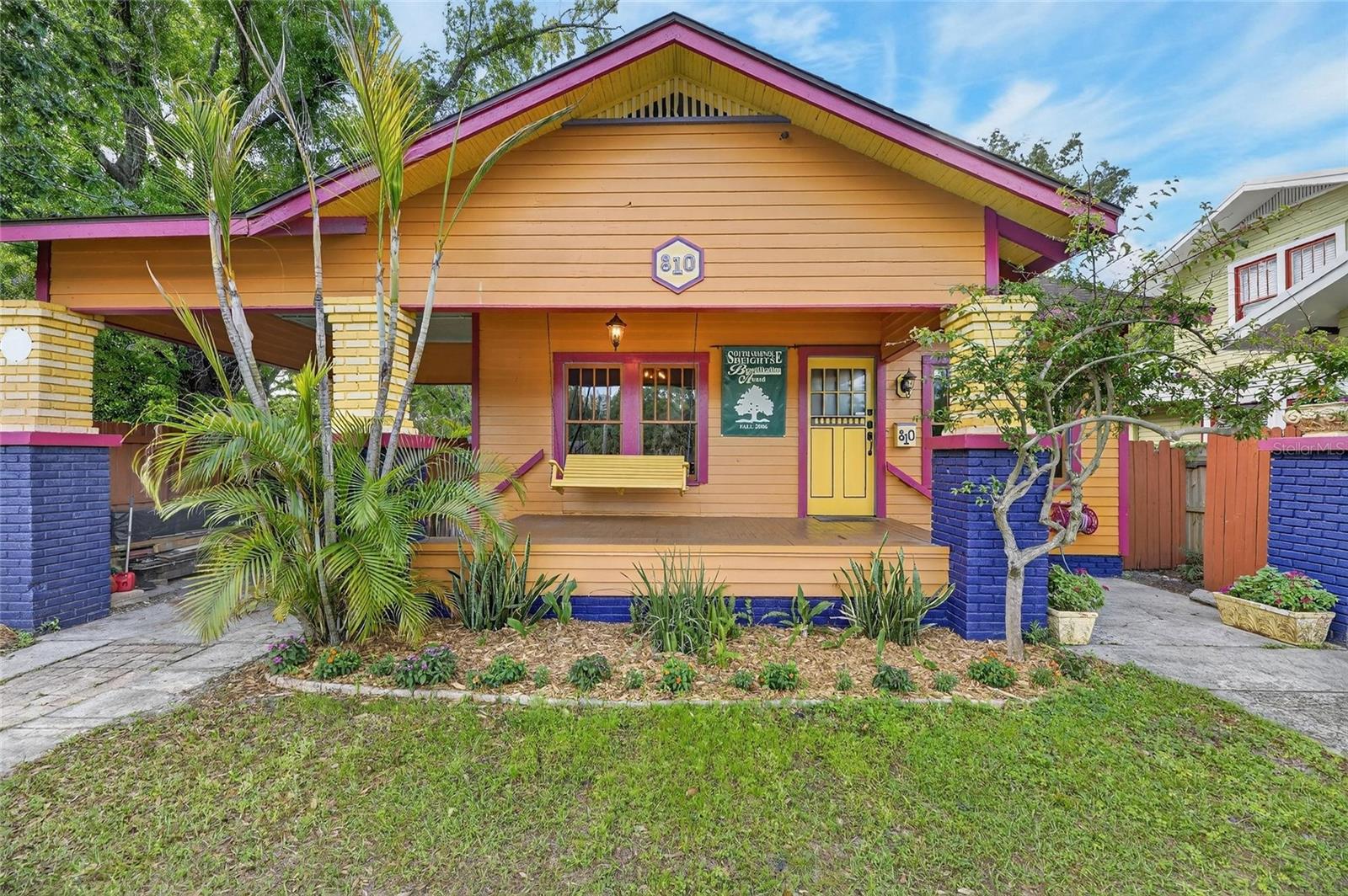 810 W RIVER HEIGHTS AVE, TAMPA, FL, 33603