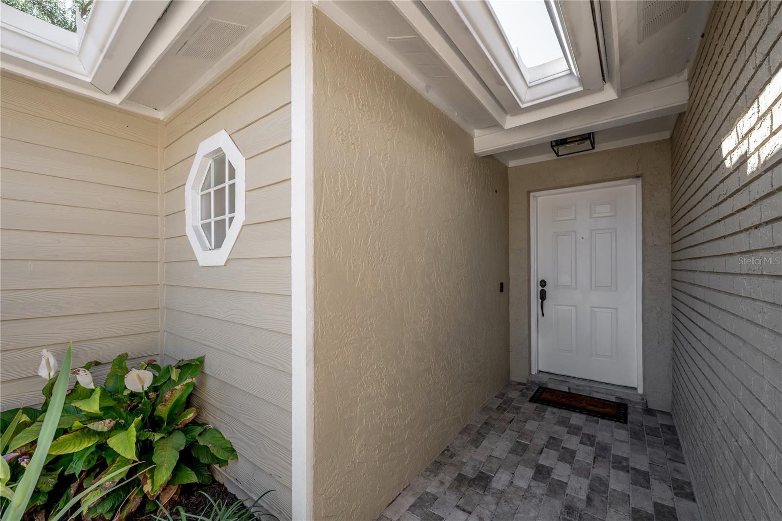 8831 HAMPDEN DR, TAMPA, FL, 33626