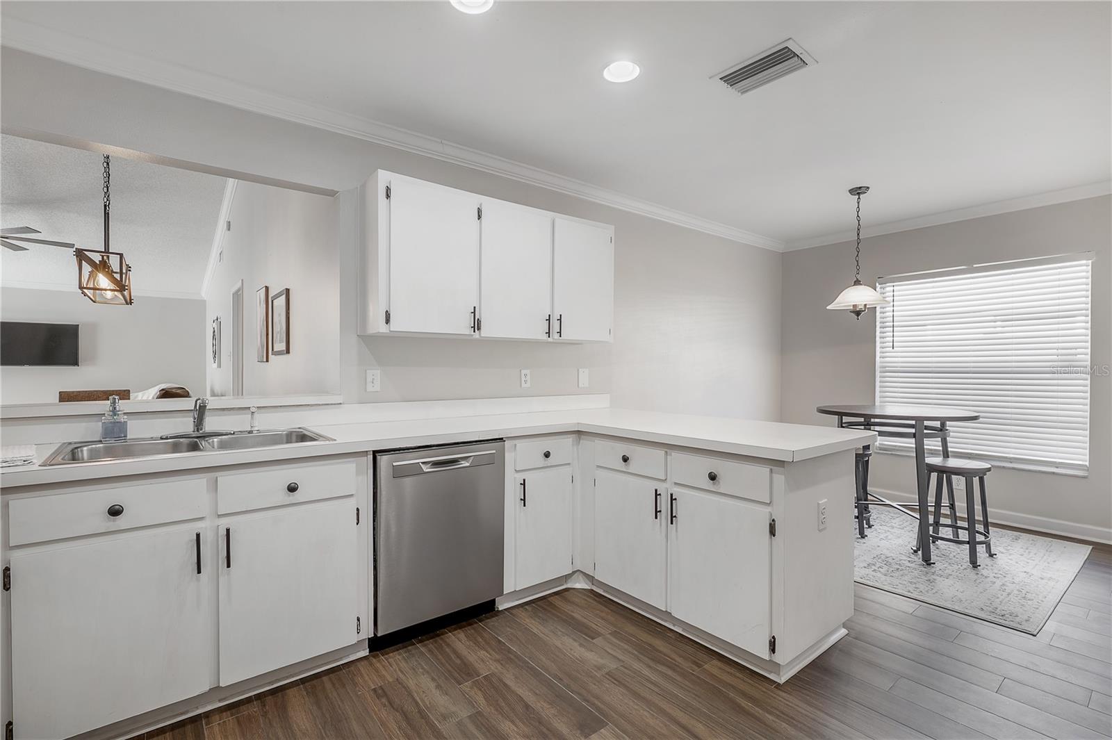 8831 HAMPDEN DR, TAMPA, FL, 33626