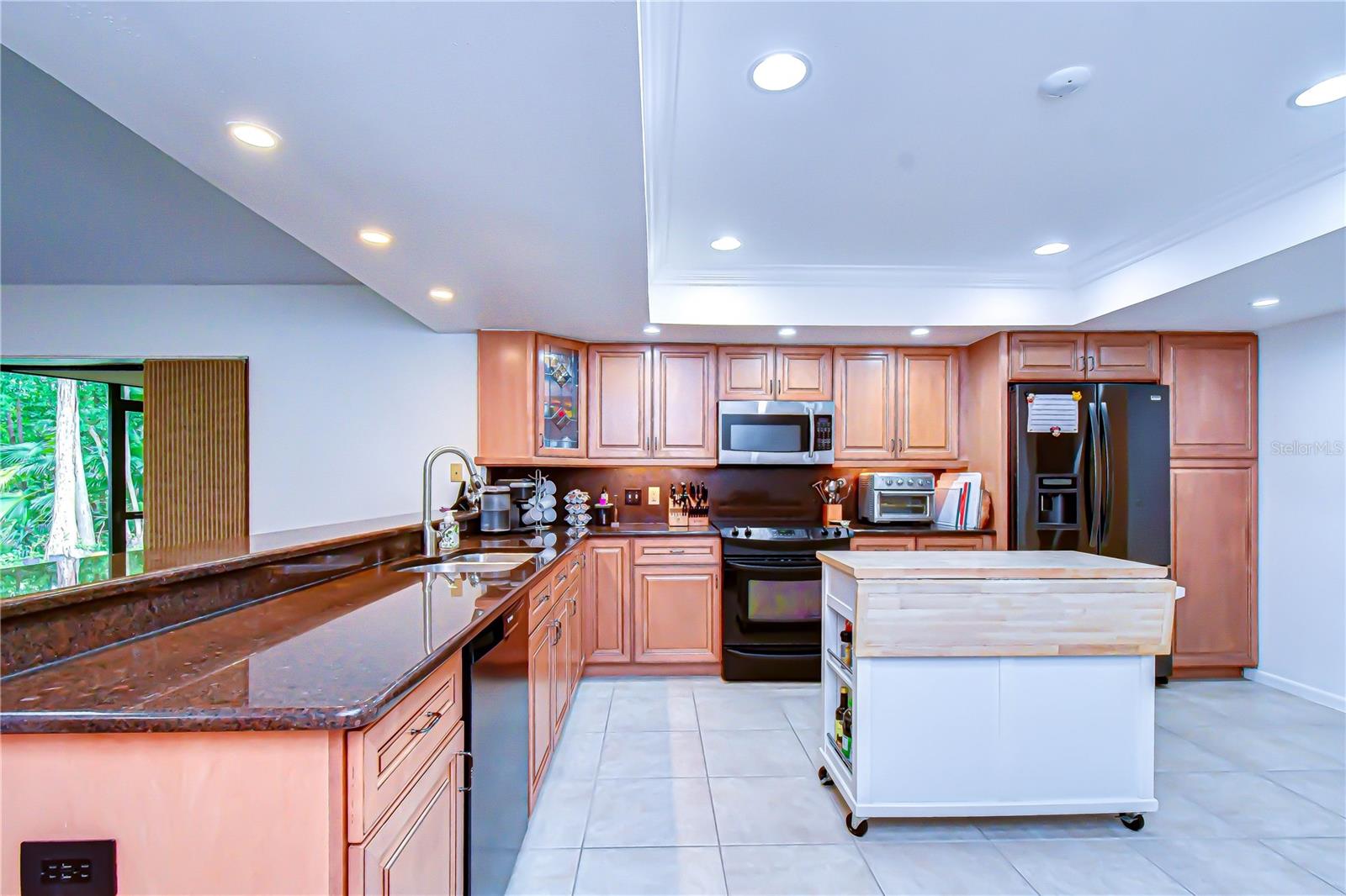 16704 VALLELY DR, TAMPA, FL, 33618