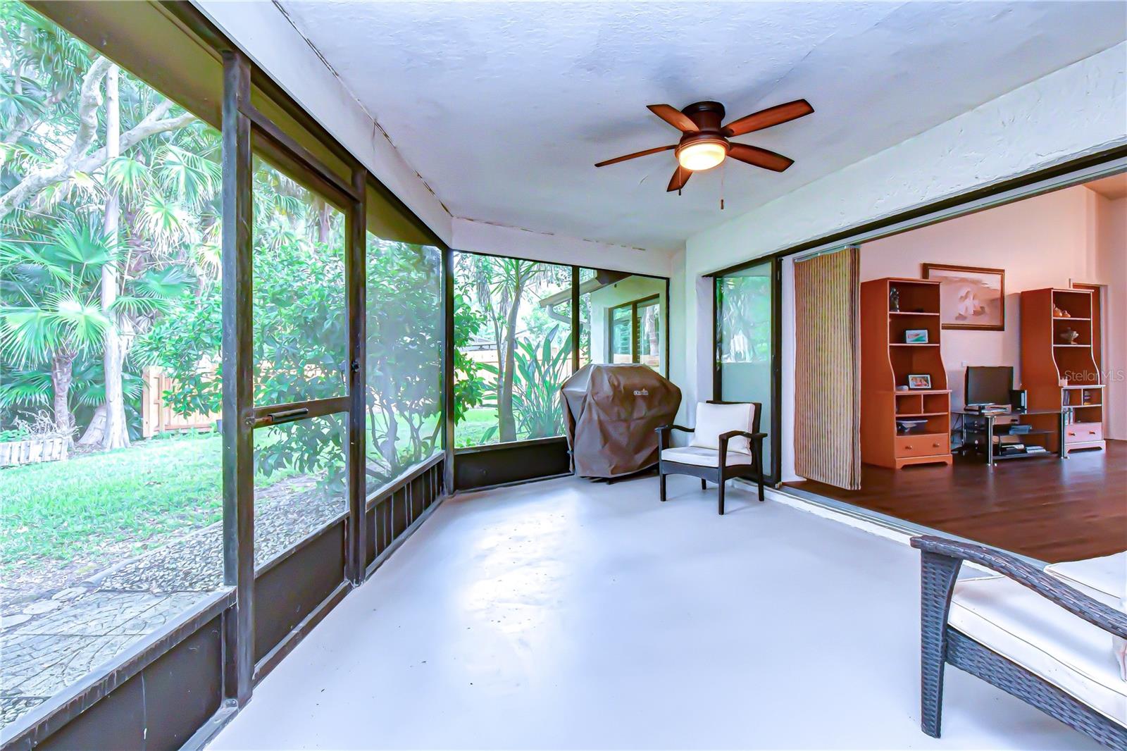 16704 VALLELY DR, TAMPA, FL, 33618