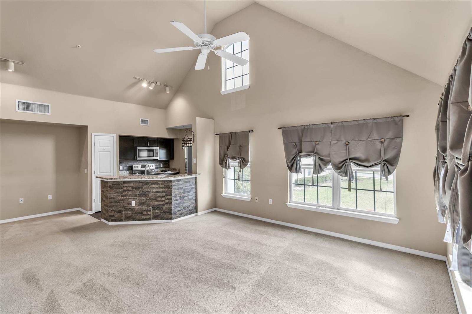 5511 ROSEHILL RD #203, SARASOTA, FL, 34233