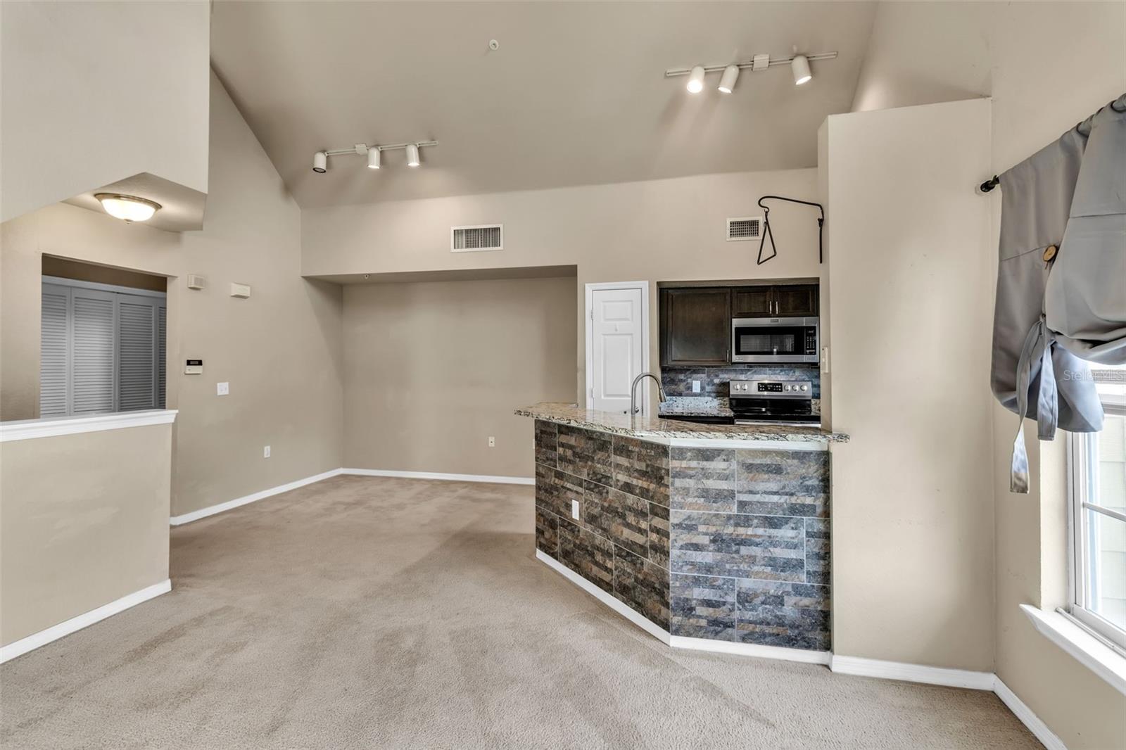 5511 ROSEHILL RD #203, SARASOTA, FL, 34233