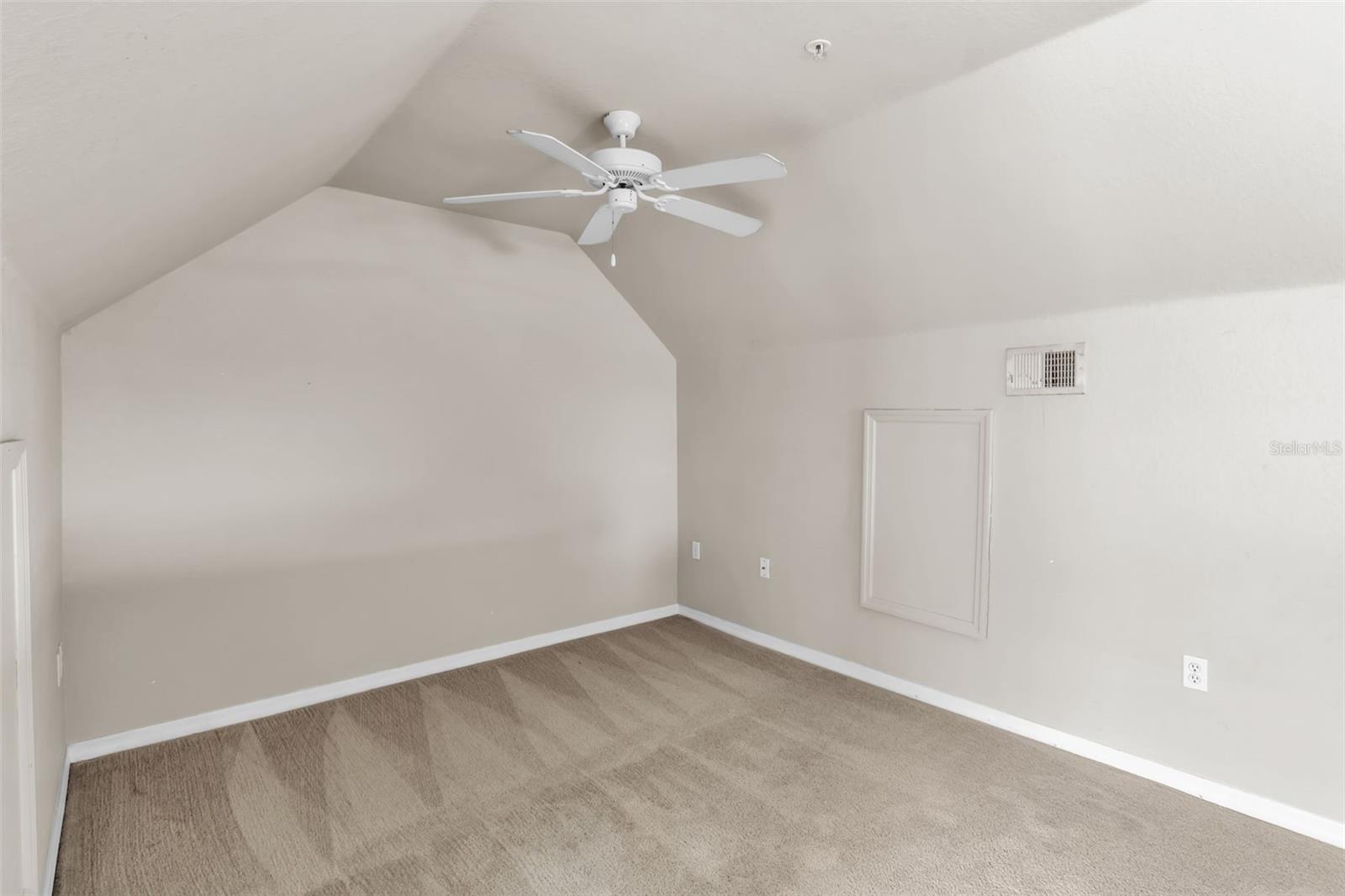 5511 ROSEHILL RD #203, SARASOTA, FL, 34233