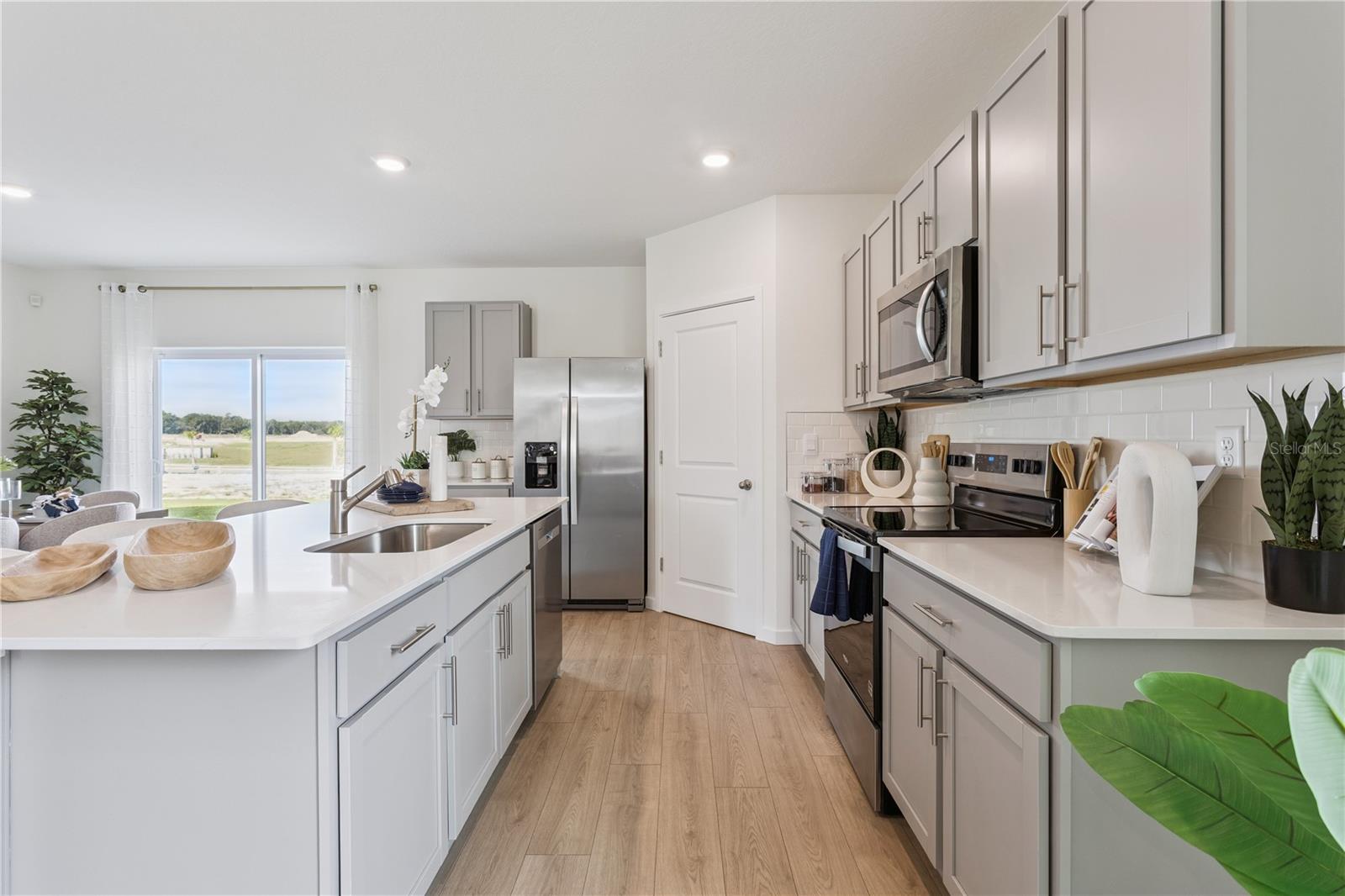 5066 MARSHELDER ST, APOPKA, FL, 32712