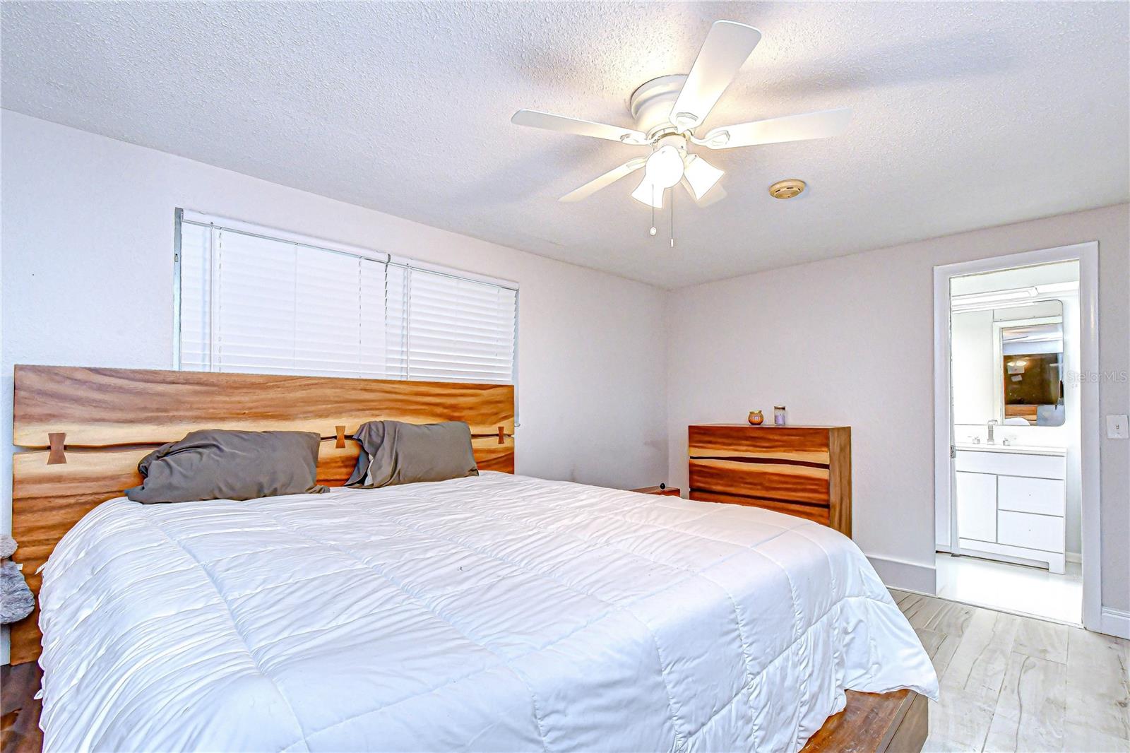 10901 OLDHAM RD, PORT RICHEY, FL, 34668