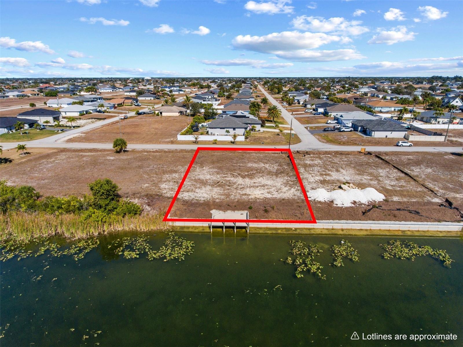 704 NW 9TH ST, CAPE CORAL, FL, 33993