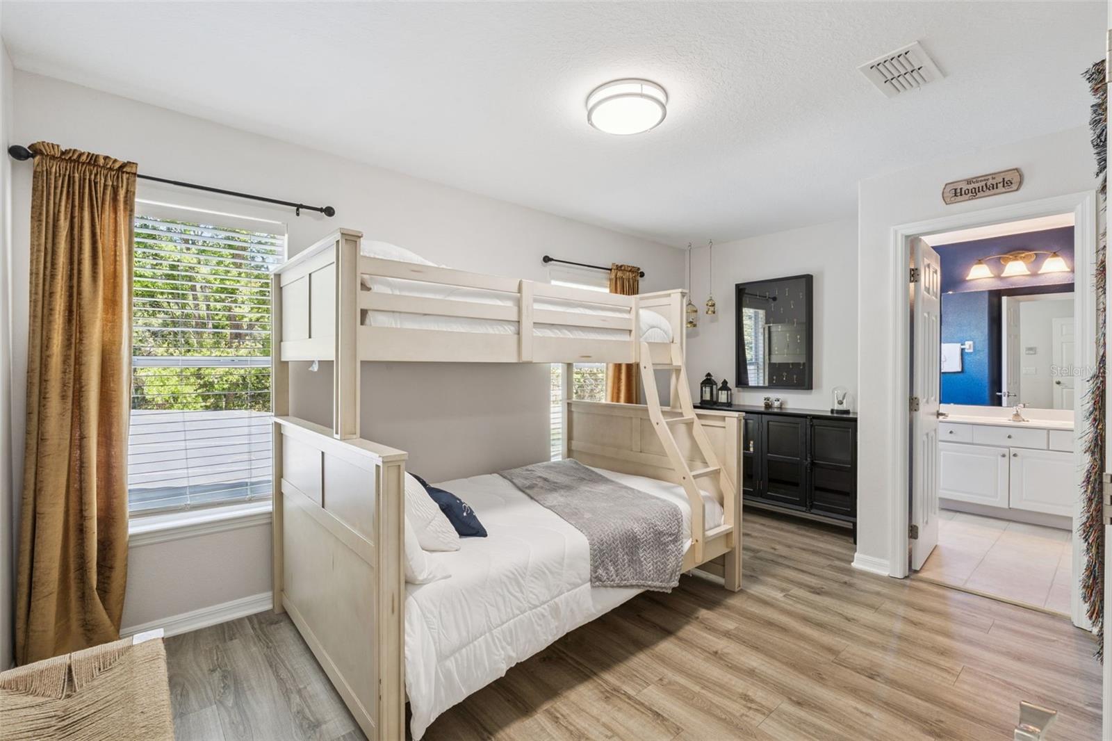110 ORANGE COSMOS BLVD, DAVENPORT, FL, 33837