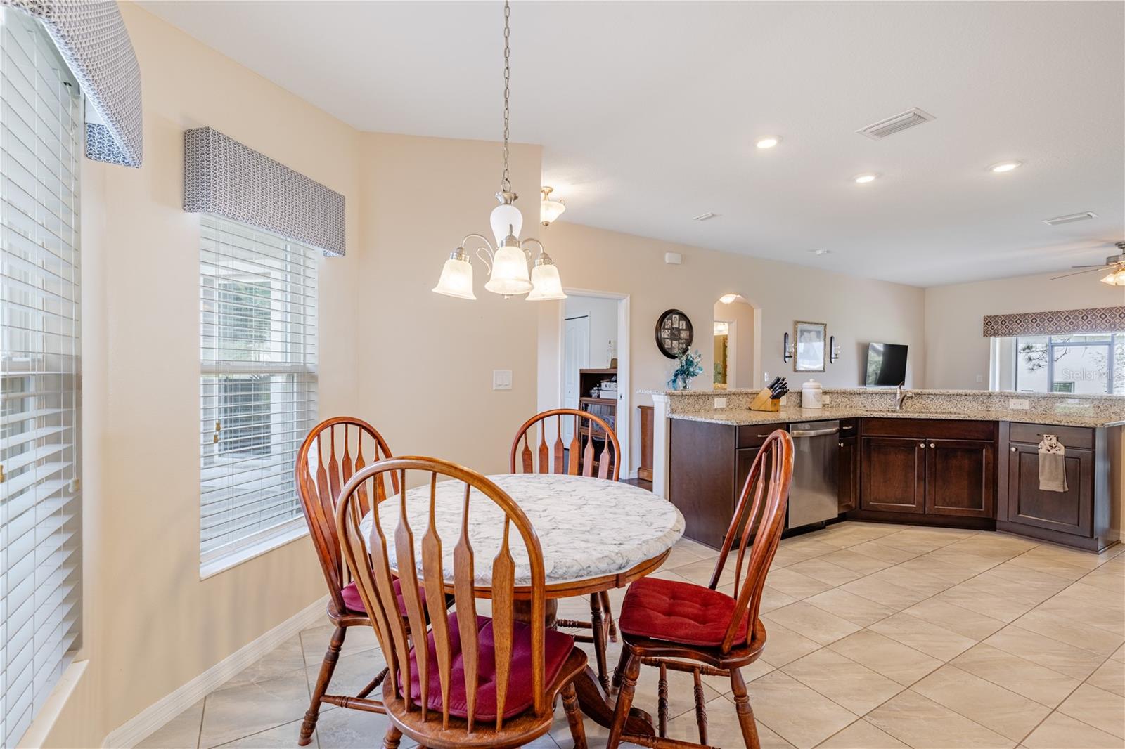 27118 ROANOKE DR, LEESBURG, FL, 34748