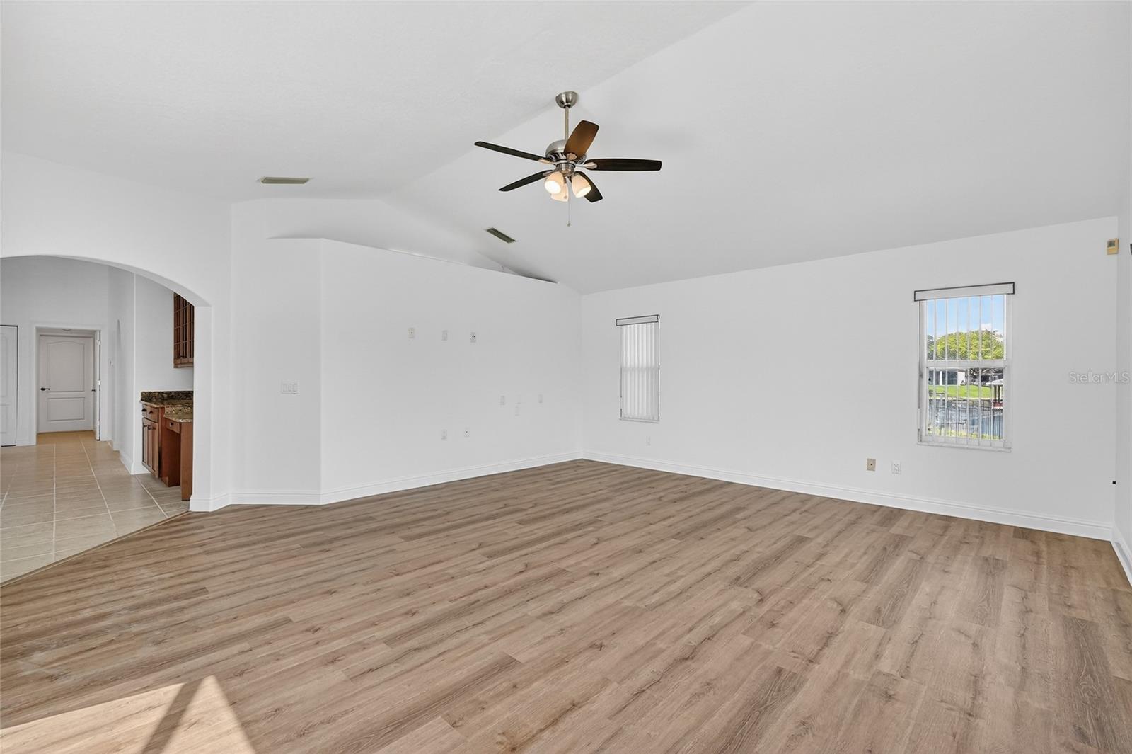 20 CORONA CT, PALM COAST, FL, 32137