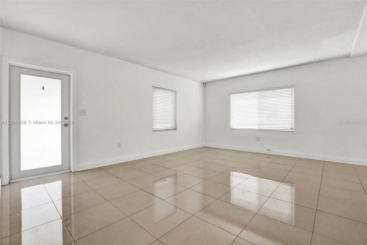 437 SWAN AVE, MIAMI, FL, 33166