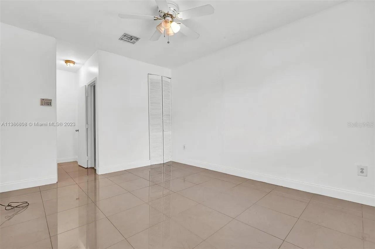 437 SWAN AVE, MIAMI, FL, 33166