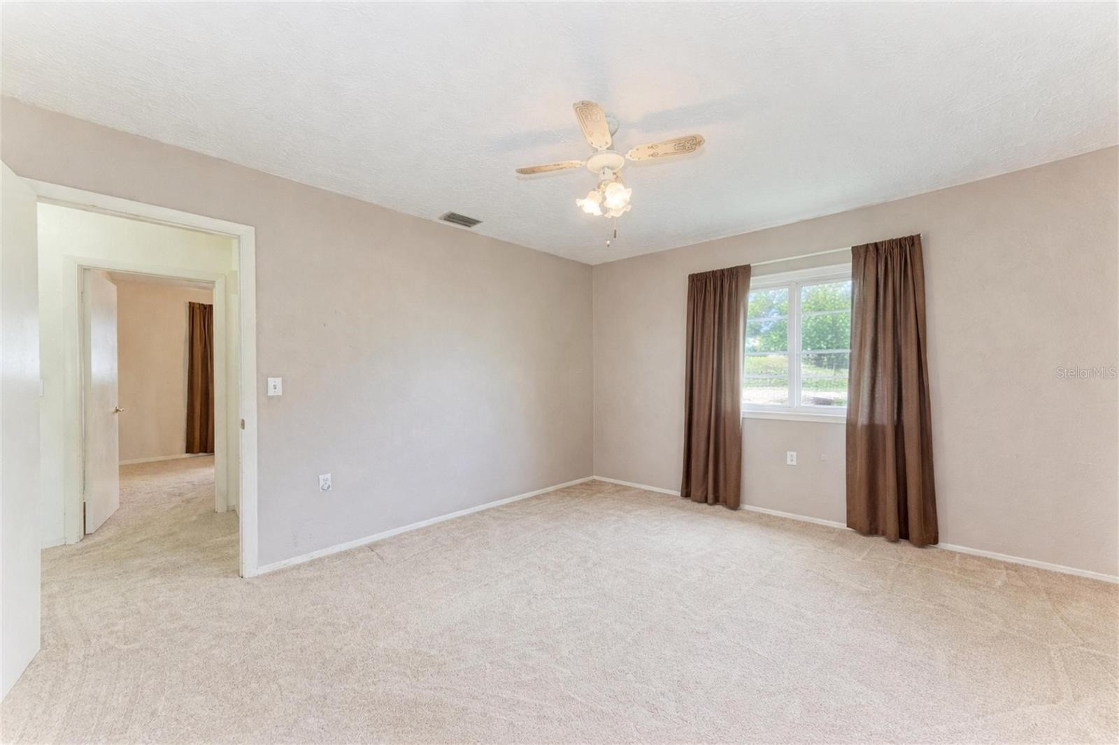 2811 33RD AVE W, BRADENTON, FL, 34205