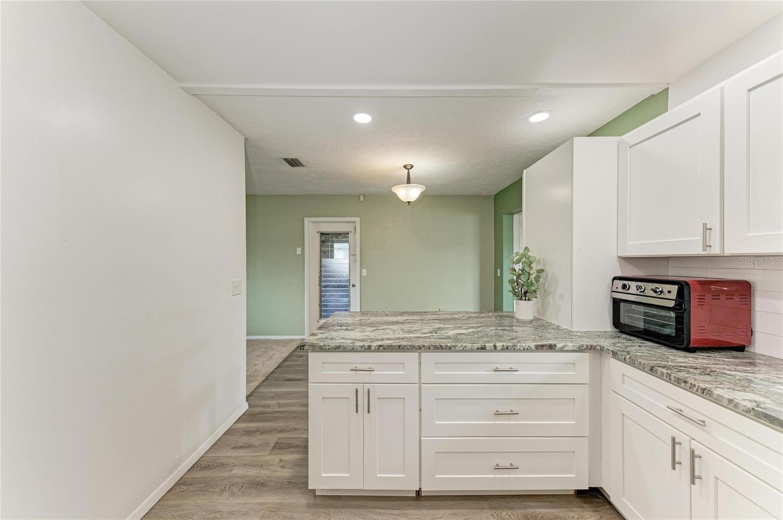 2811 33RD AVE W, BRADENTON, FL, 34205