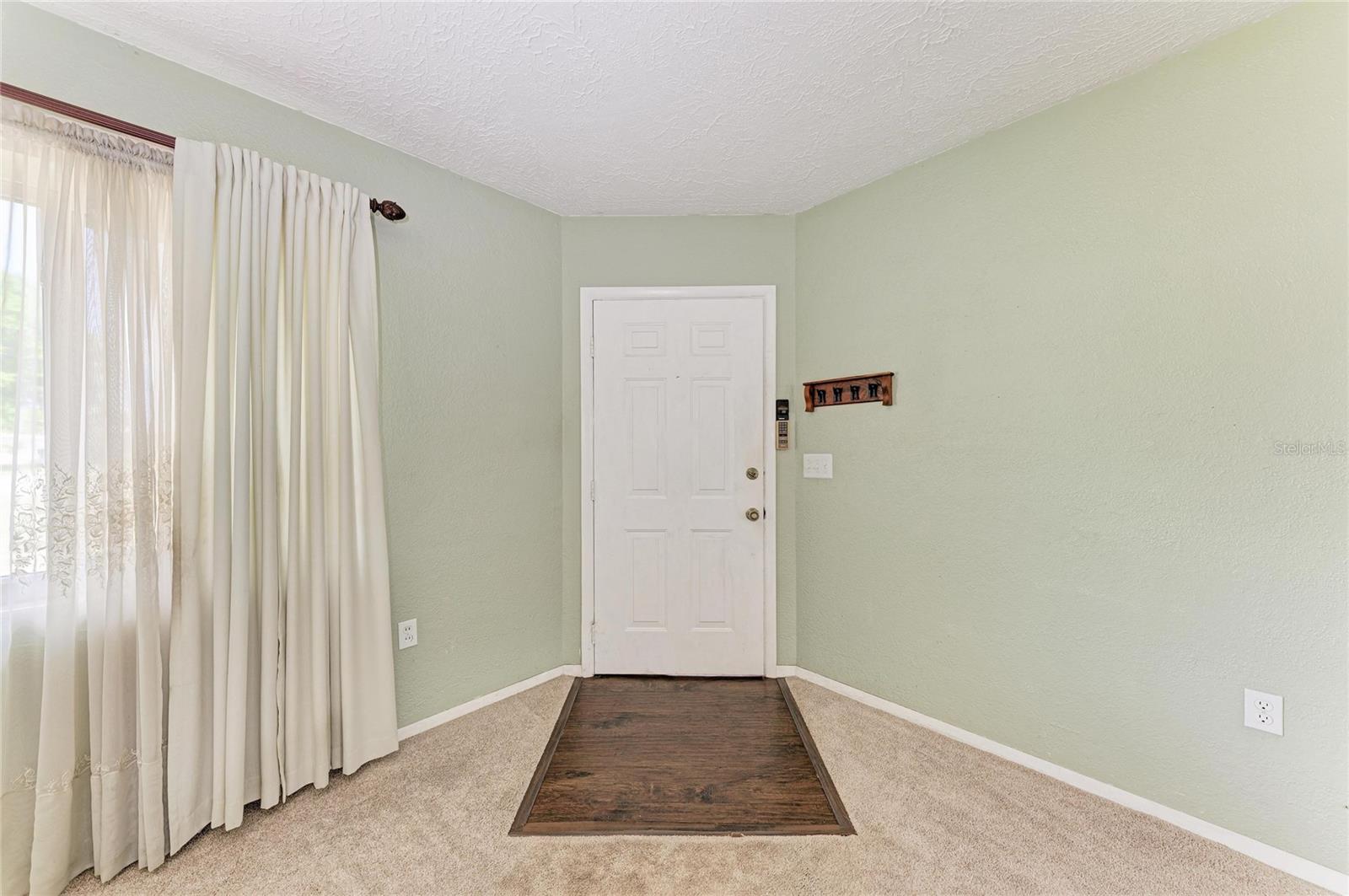 2811 33RD AVE W, BRADENTON, FL, 34205
