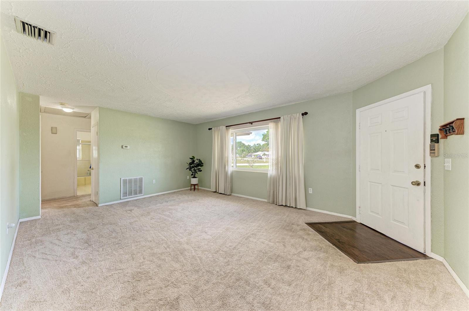 2811 33RD AVE W, BRADENTON, FL, 34205