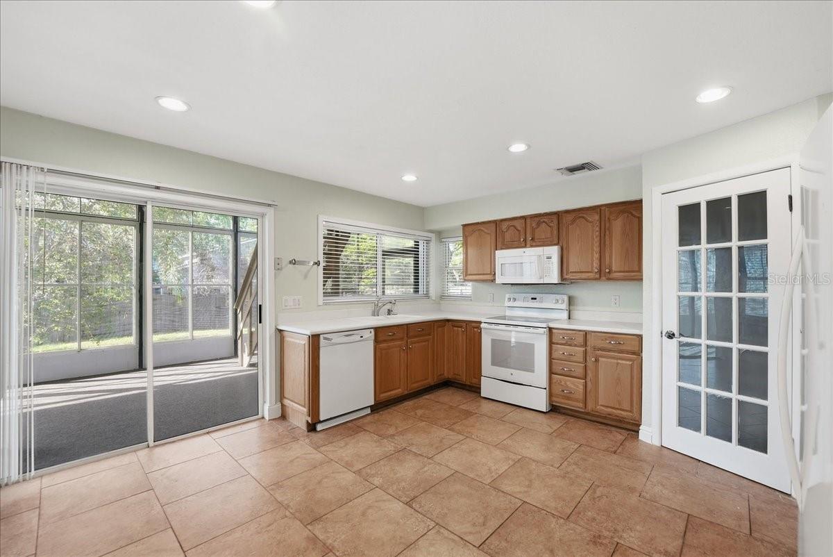 WOODSIDE VILLAGE, ORLANDO, FL, 32817