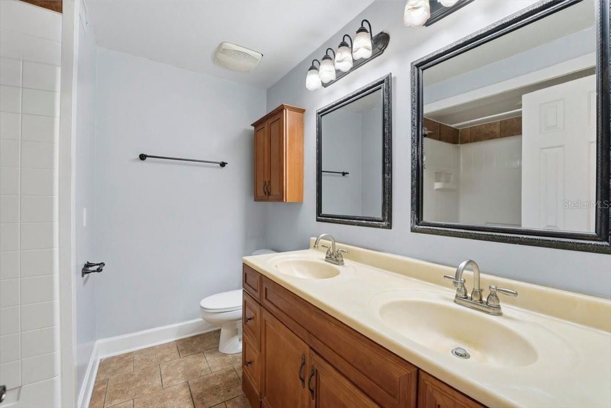 WOODSIDE VILLAGE, ORLANDO, FL, 32817