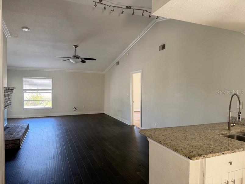 8753 HAMPDEN DR, TAMPA, FL, 33626