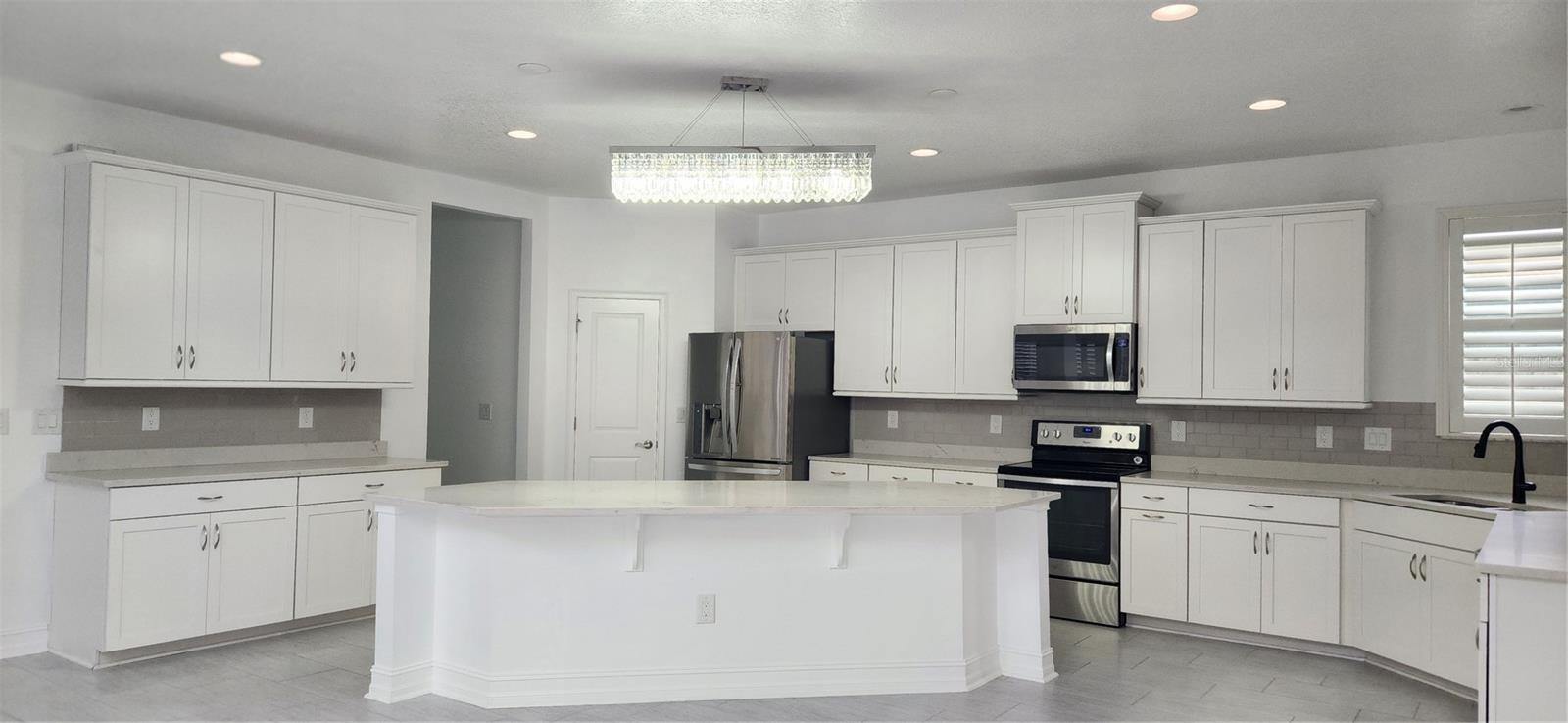 7592 AGUILA DR, SARASOTA, FL, 34240