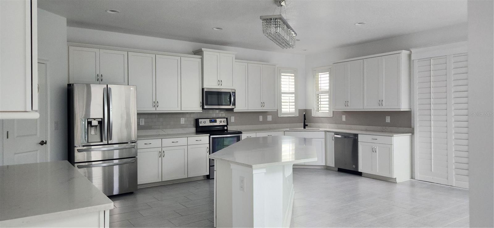 7592 AGUILA DR, SARASOTA, FL, 34240