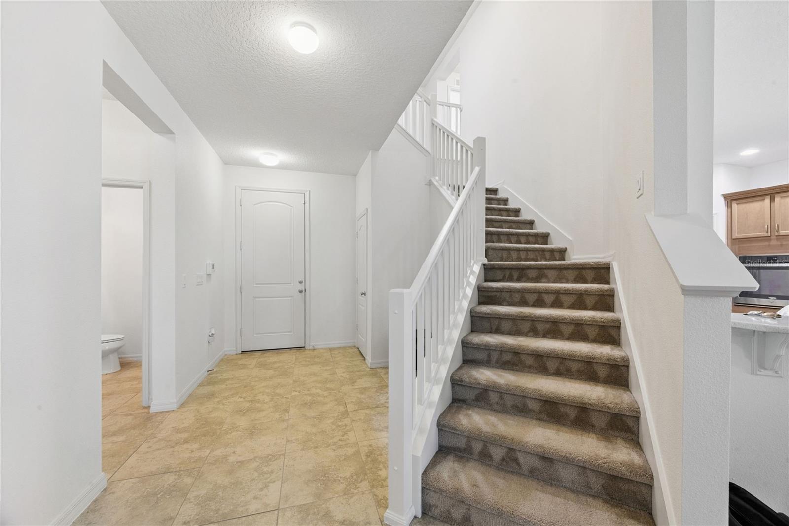 3177 BAYOU LN, TAVARES, FL, 32778