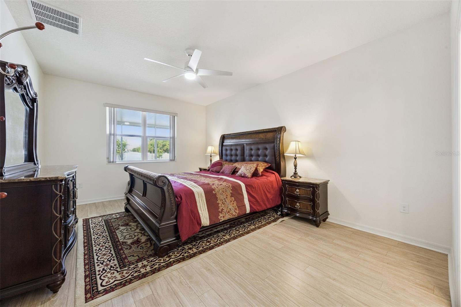 3177 BAYOU LN, TAVARES, FL, 32778