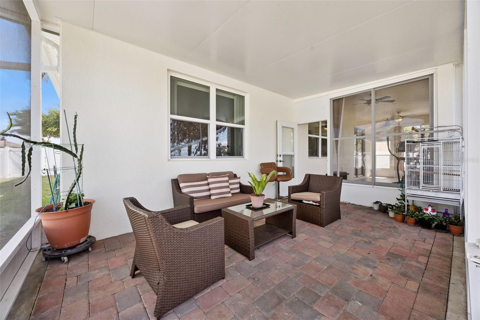 3177 BAYOU LN, TAVARES, FL, 32778