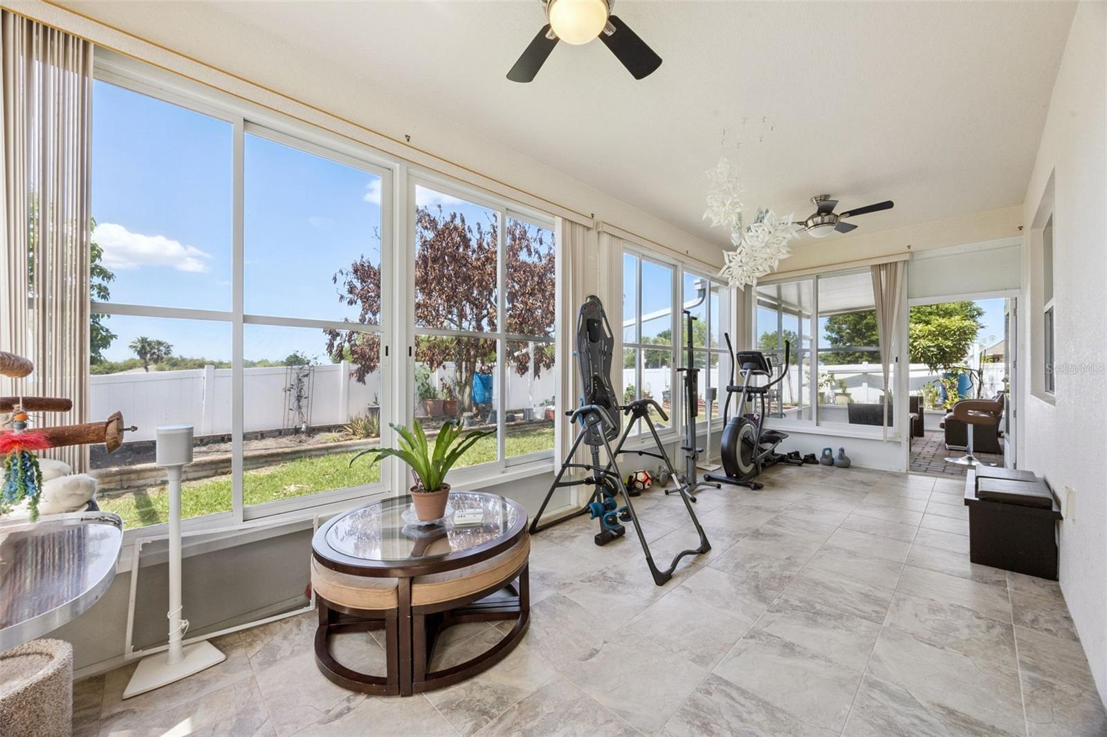 3177 BAYOU LN, TAVARES, FL, 32778