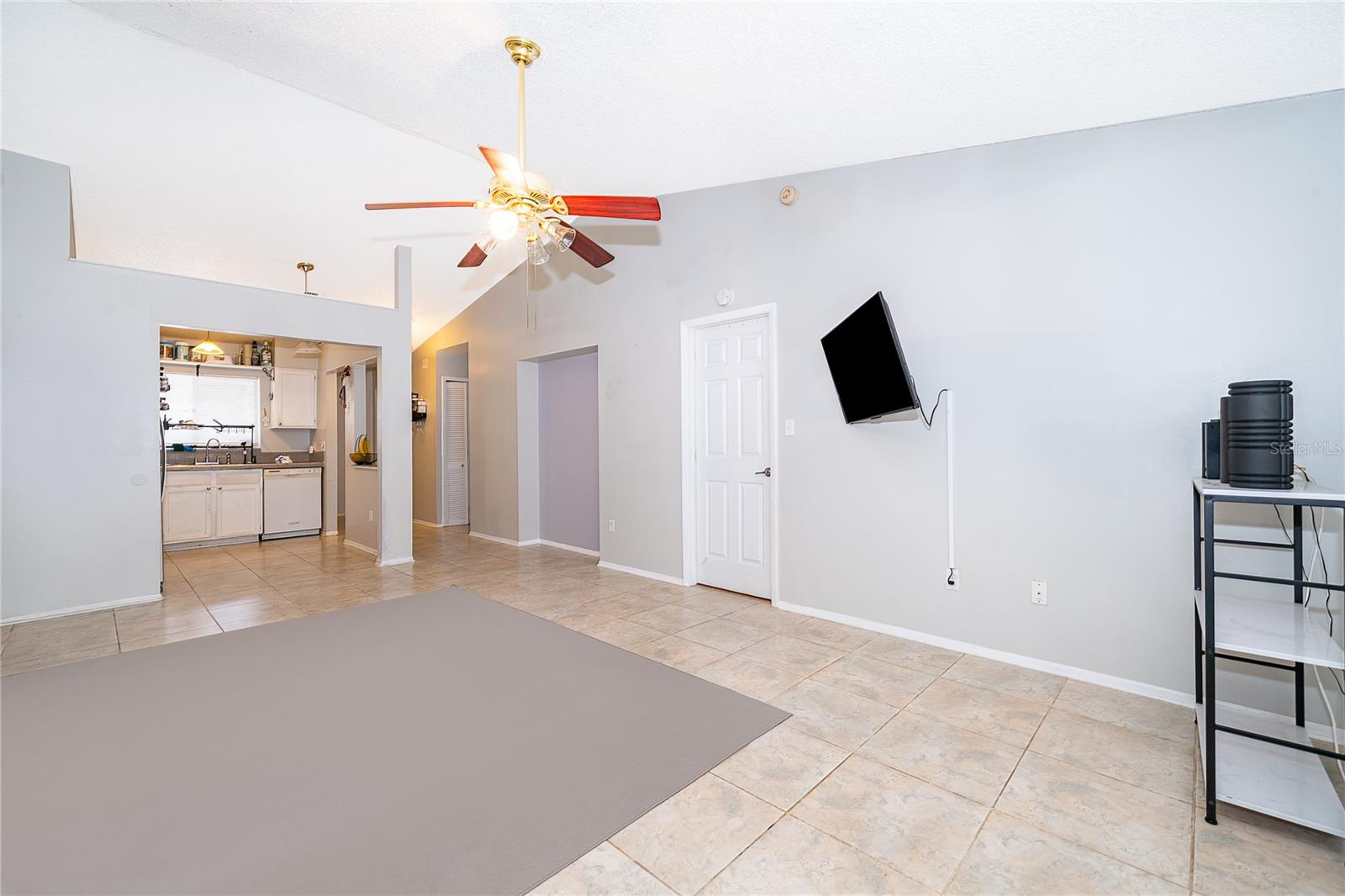 207 LAKE DR, ORLANDO, FL, 32835