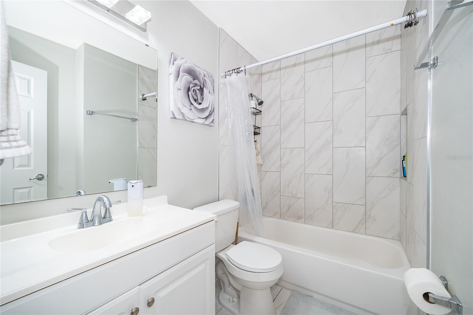 207 LAKE DR, ORLANDO, FL, 32835