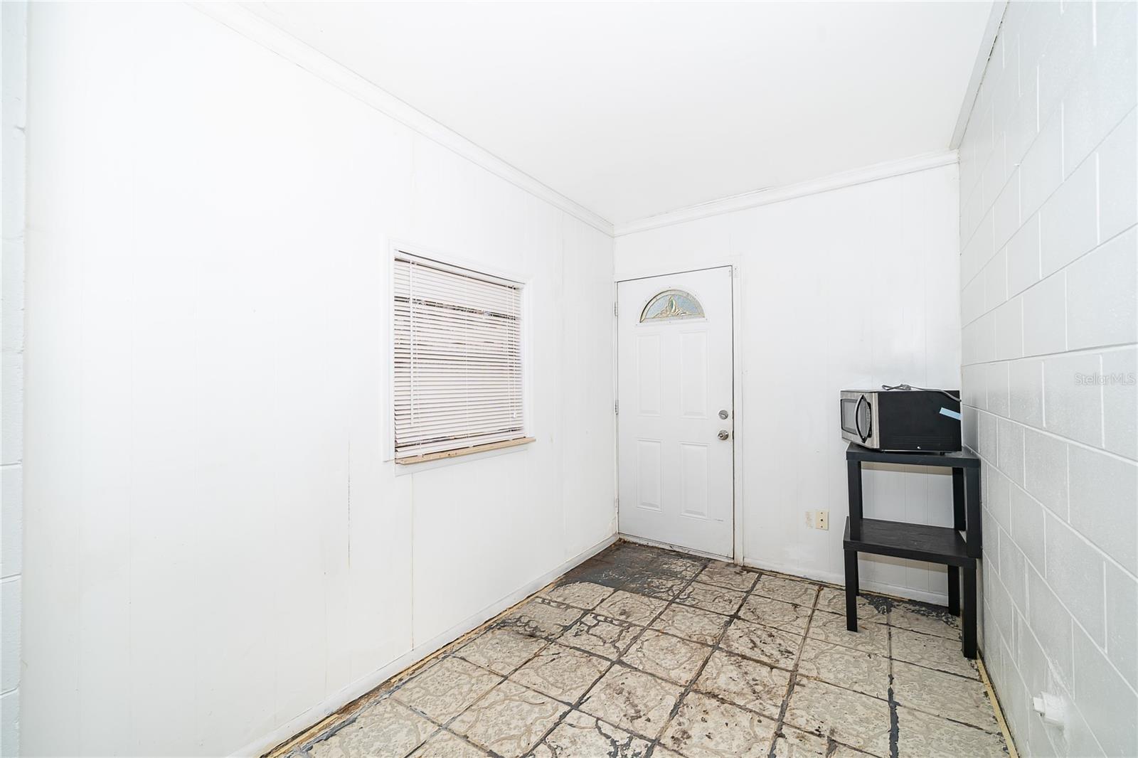 207 LAKE DR, ORLANDO, FL, 32835