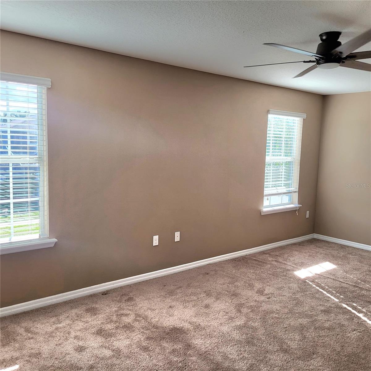 36142 LAGUNA HILLS CIR, ZEPHYRHILLS, FL, 33541
