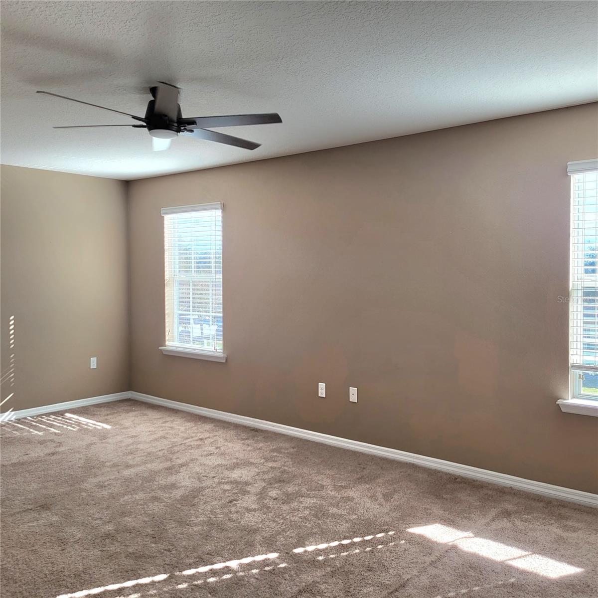 36142 LAGUNA HILLS CIR, ZEPHYRHILLS, FL, 33541