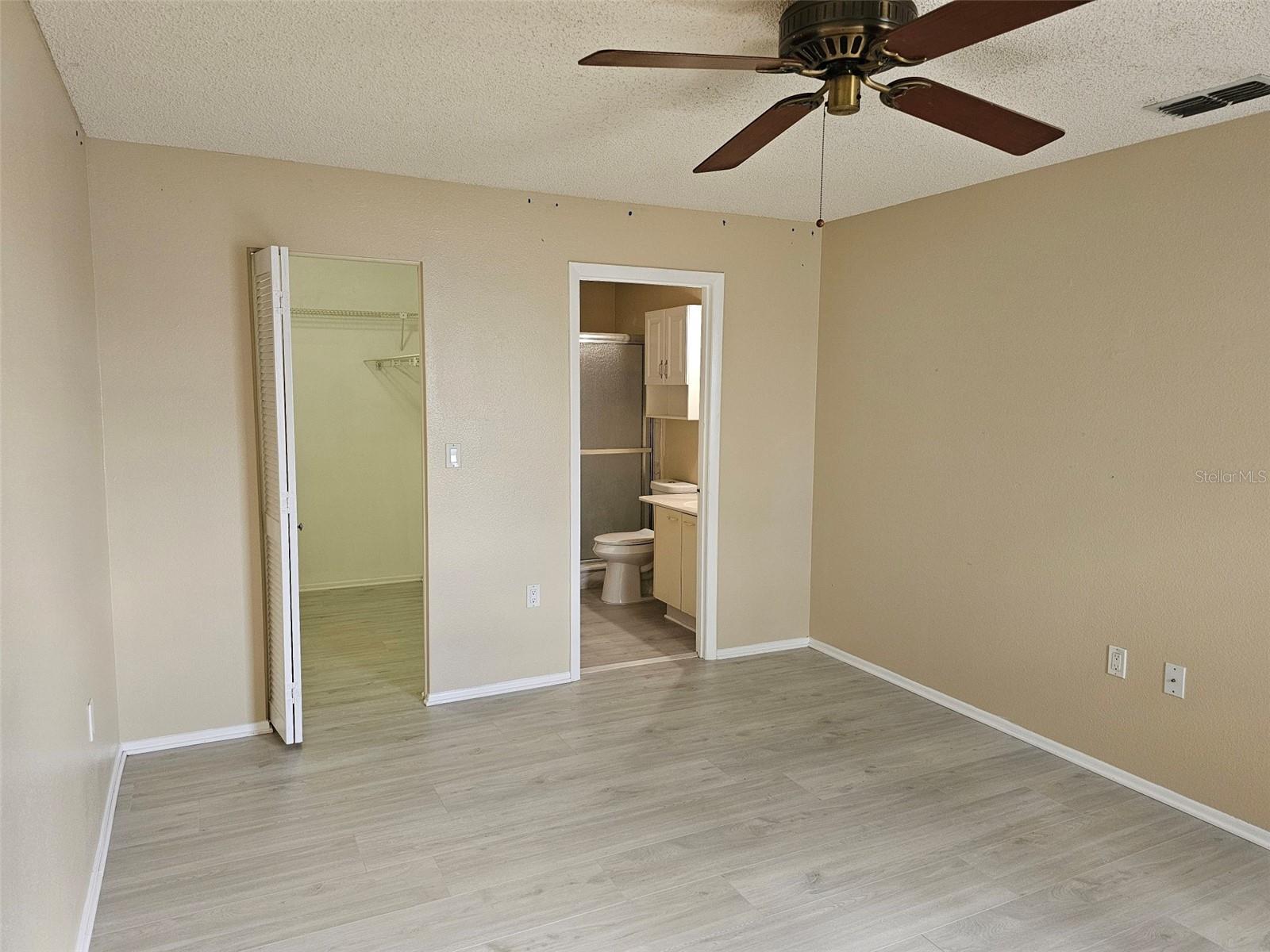 3851 59TH AVE W #3851, BRADENTON, FL, 34210