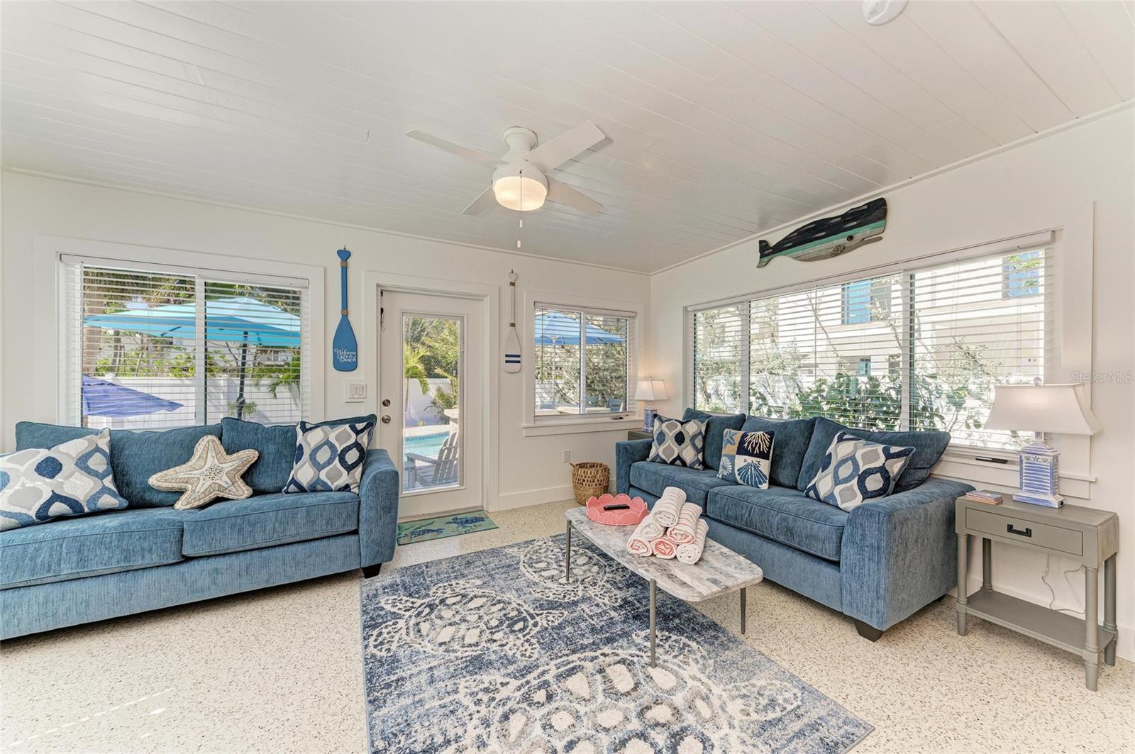 165 CRESCENT DR, ANNA MARIA, FL, 34216