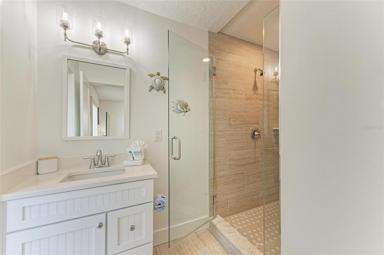 165 CRESCENT DR, ANNA MARIA, FL, 34216