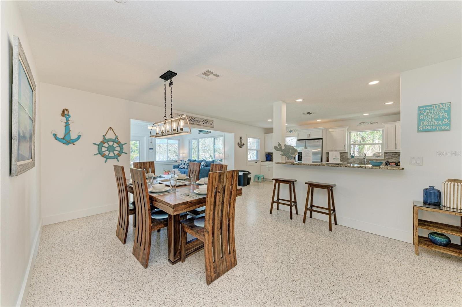 165 CRESCENT DR, ANNA MARIA, FL, 34216