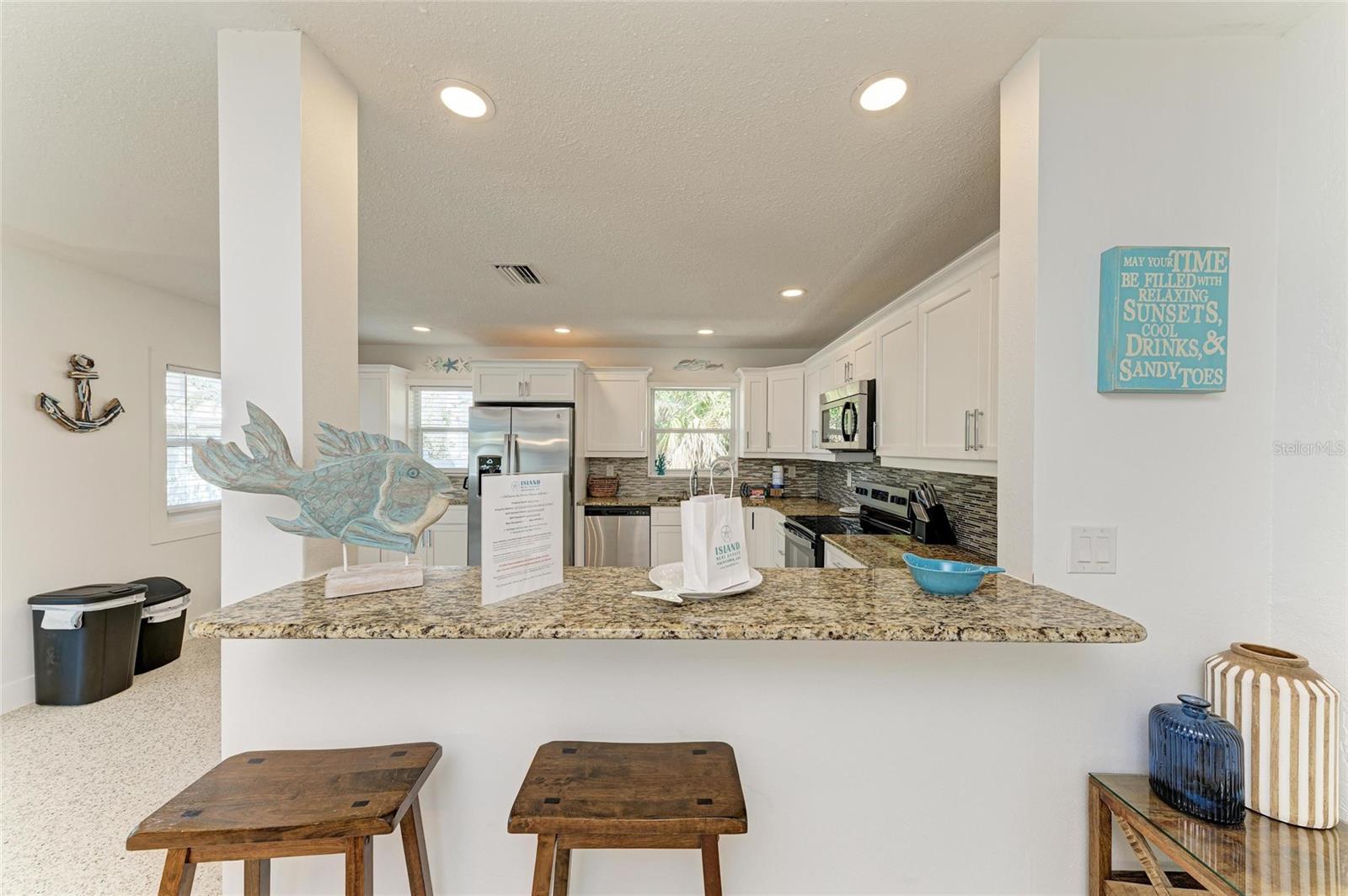 165 CRESCENT DR, ANNA MARIA, FL, 34216